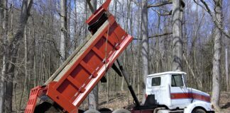 Czy siłownik hydrauliczny trzeba odpowietrzać?