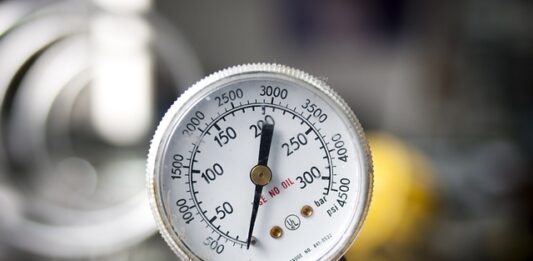 Jakie powinno być ciśnienie oleju 2.0 TFSI?